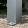 Pied Pergola Bioclimatique manuelle avec store ESSENTIEL sur une terrasse
