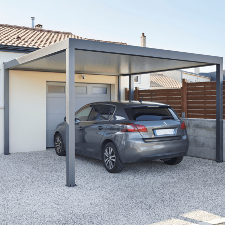 Carport ESSENTIEL Coclic Alu proche avec voiture